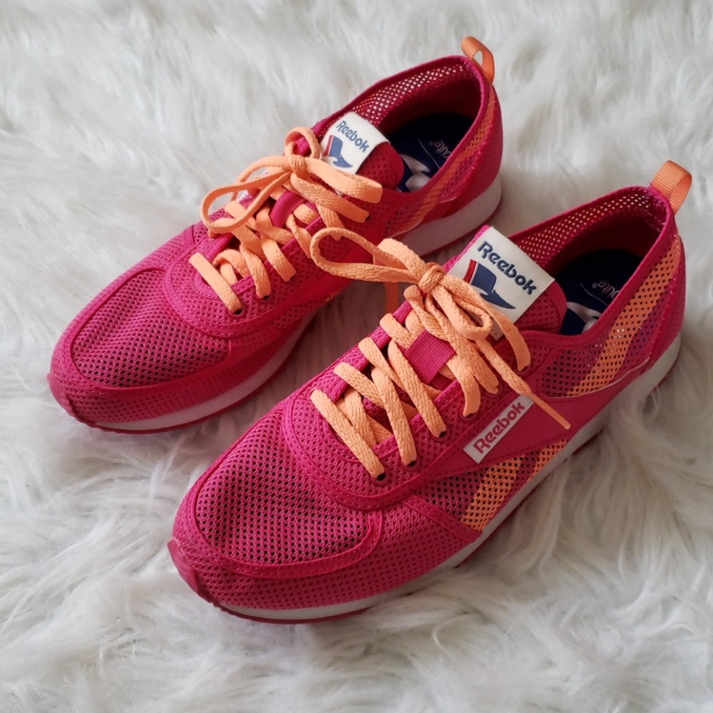 Reebok Sneakers
